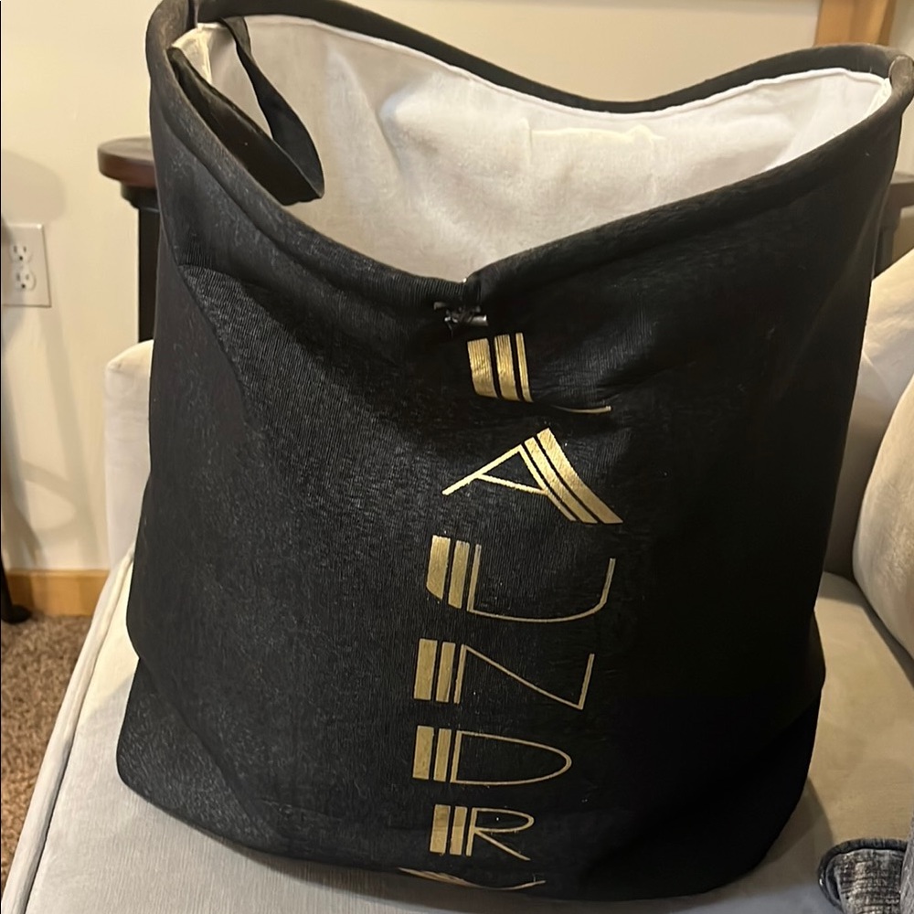 Bed Bath & Beyond - Laundry Hamper